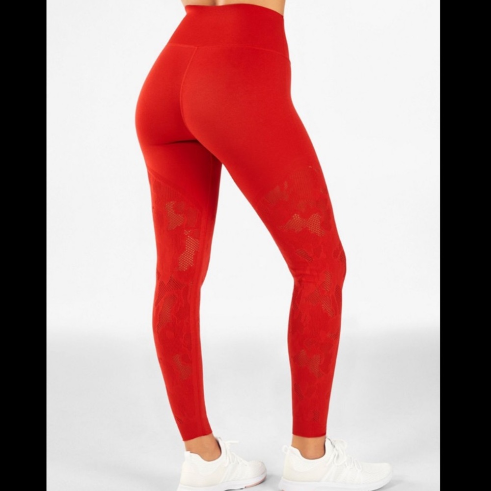 NWT Fabletics High-Waisted SculptKnit Camo Legging